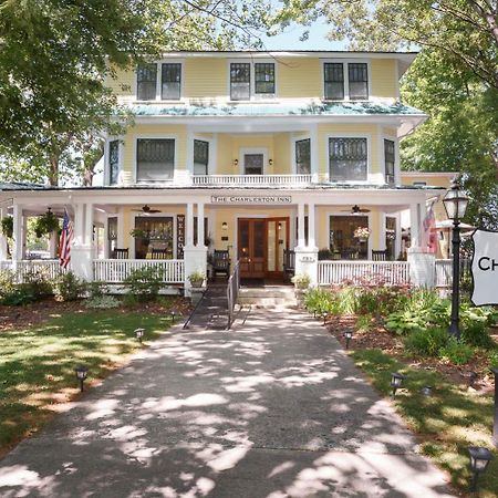 The Charleston Inn Hendersonville Nc Εξωτερικό φωτογραφία