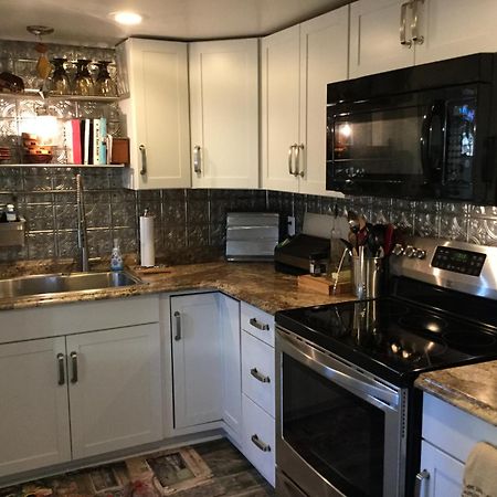 The Charleston Inn Hendersonville Nc Εξωτερικό φωτογραφία