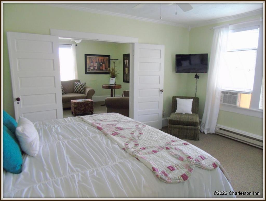 The Charleston Inn Hendersonville Nc Εξωτερικό φωτογραφία