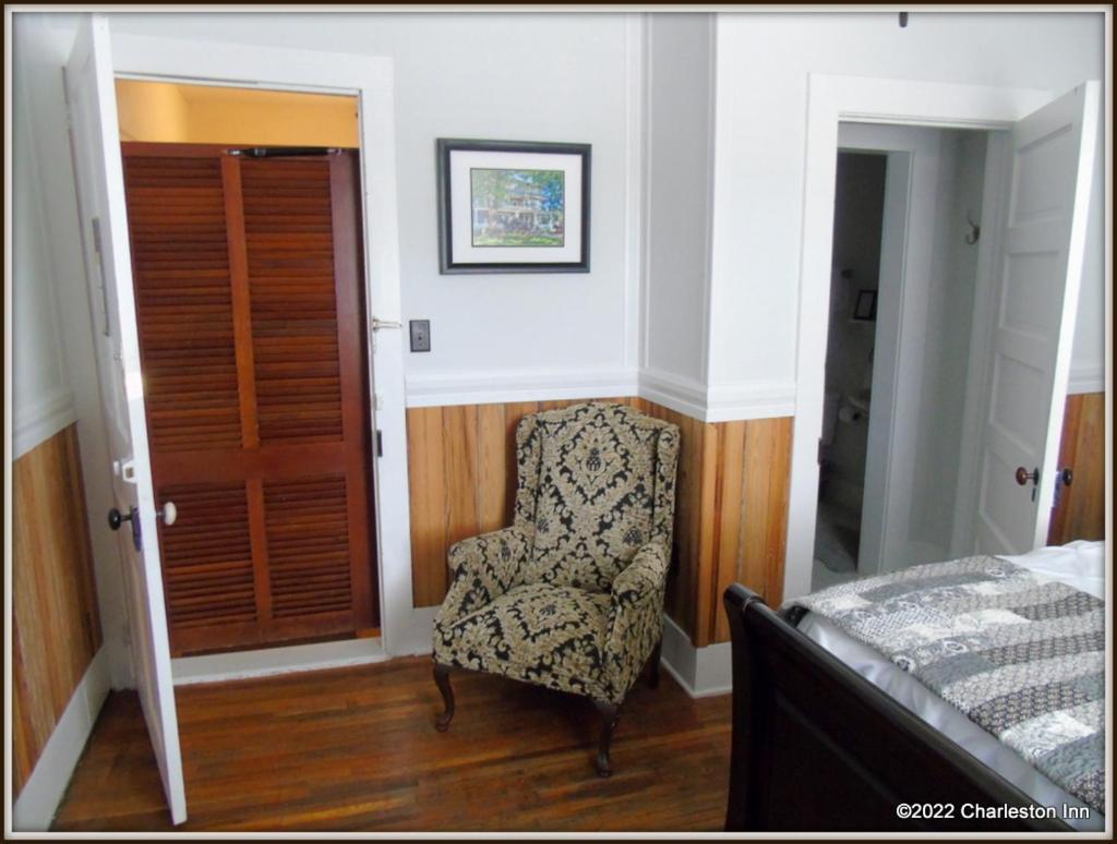 The Charleston Inn Hendersonville Nc Εξωτερικό φωτογραφία