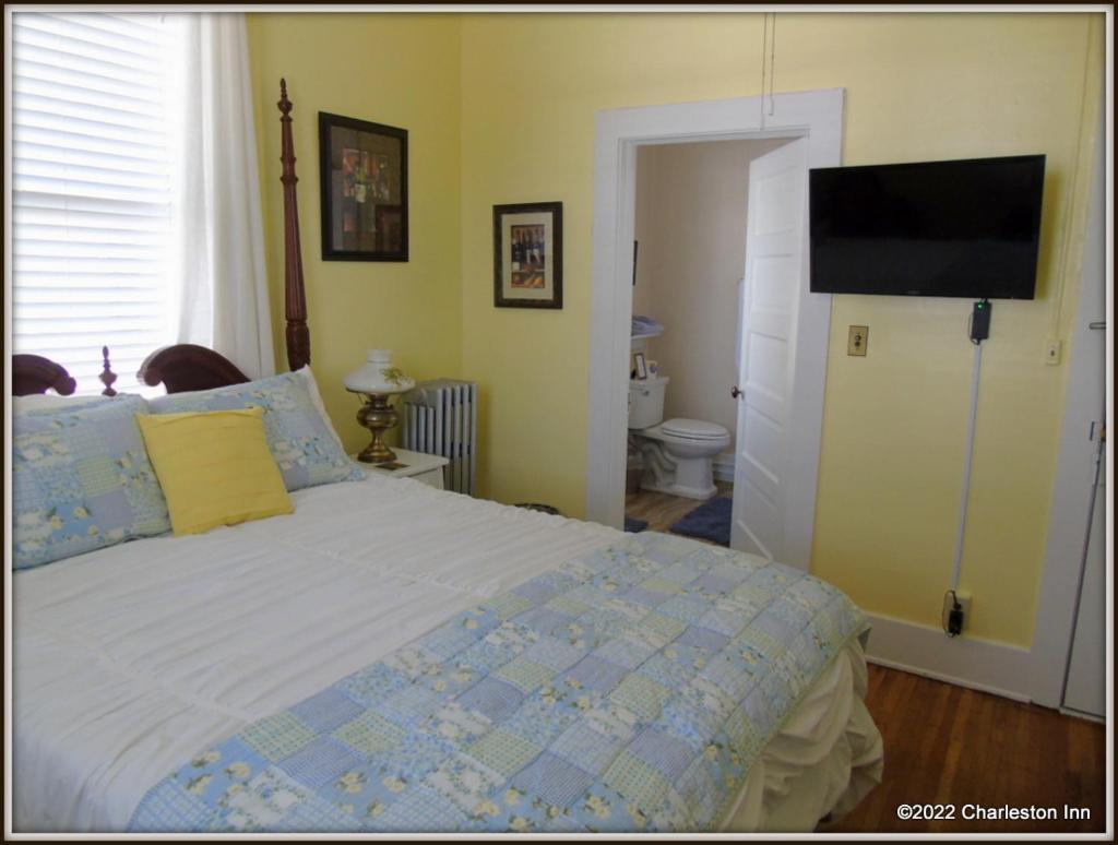 The Charleston Inn Hendersonville Nc Εξωτερικό φωτογραφία