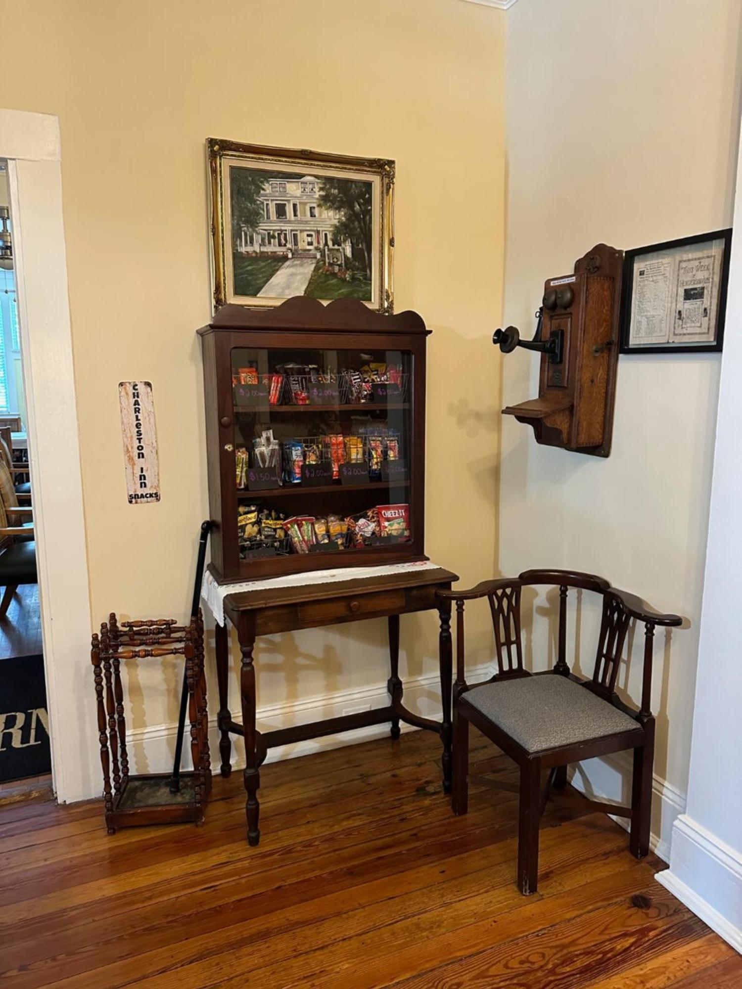 The Charleston Inn Hendersonville Nc Εξωτερικό φωτογραφία